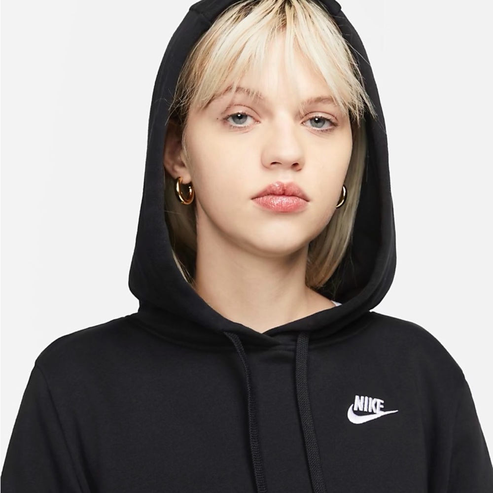 Nike Sportswear Club Fleece Pullover Hoodie - Picture 2 of 4